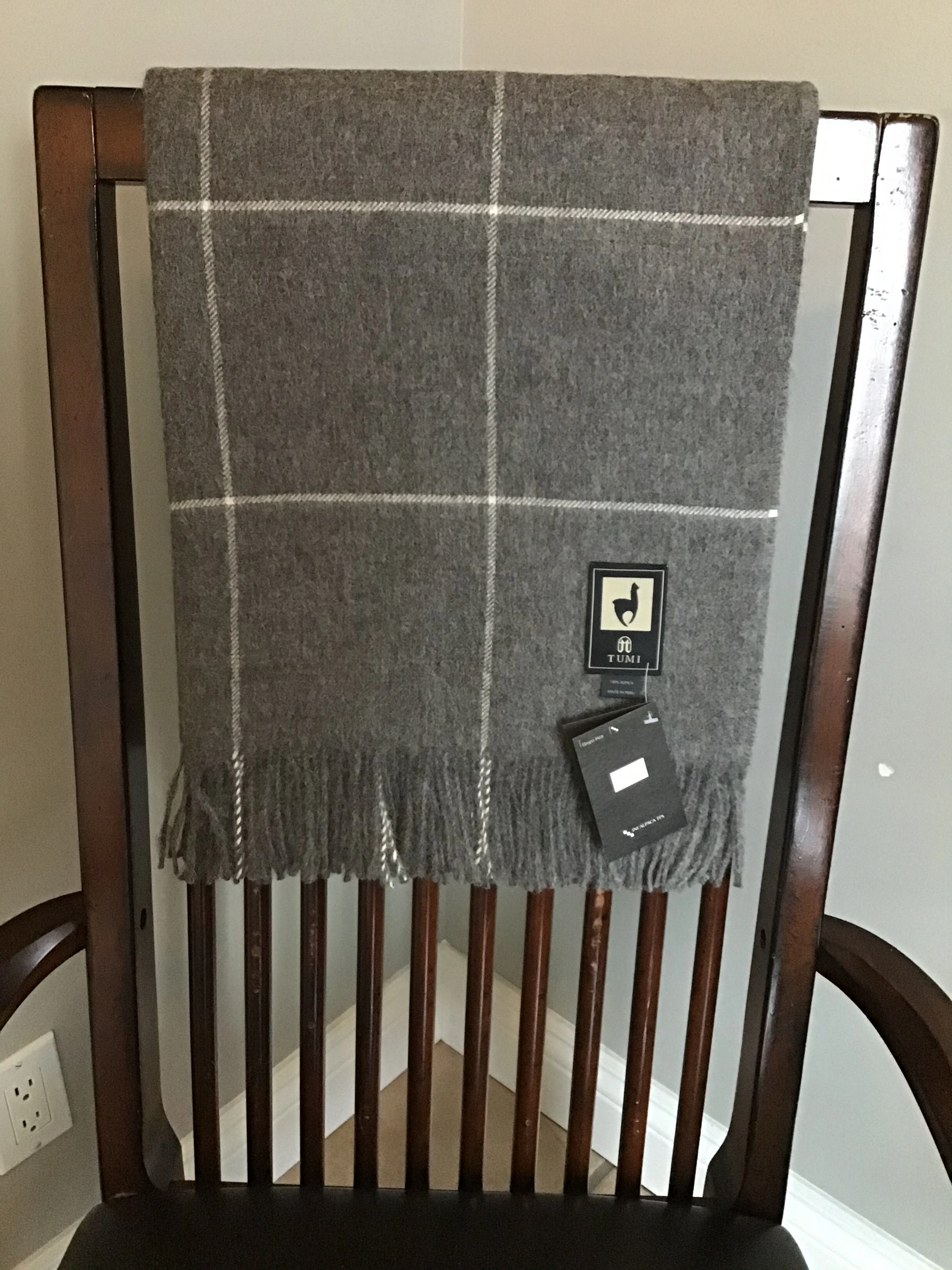 Cozy Cloud Alpaca Throw – Wrap Yourself in Luxurious Warmth